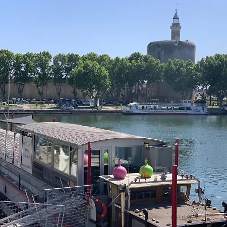 Peniche Aqualoft B&B - Canal View Botel